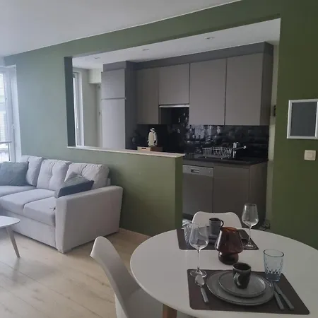 Helene Apartament
